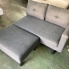 ● 2人掛けソファー、オットマン付き、片袖ソファーの画像