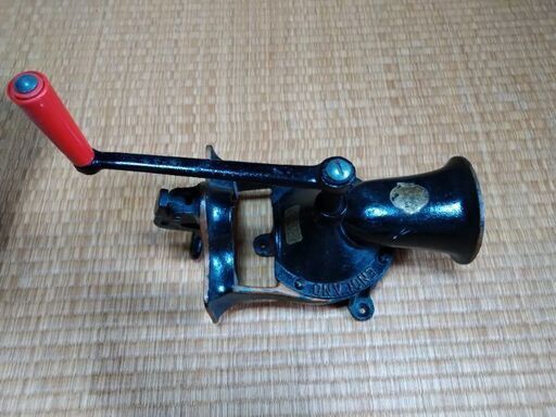 スポング　コーヒーミル　No.3　アンティーク