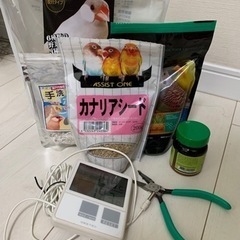 文鳥のシード・ネクトン、爪切りなどセット