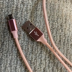 新品！充電ケーブルピンク売ります！の画像