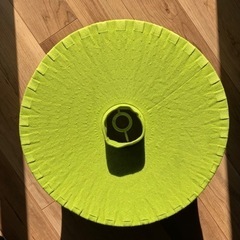 IKEA 照明 ライト（黄緑）の画像