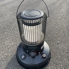 トヨトミ　灯油ストーブ　ムーンライト