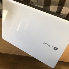 💗リノベＰＣ★Ａ級美麗品！新品バッテリ！高速i5第5世代Webカメラ内蔵・Win11・Win10選択可能！Office2021・爆速SSD240GB/メモリ8GB💗人気のエクストラホワイト/15.6ｲﾝﾁ/無線ＬＡＮ/ＤＶＤ・ＣＤ再生ソフト付　No.2211011の画像