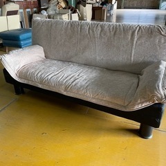 カバーが洗える　布製ソファーベッド　ベージュ色　ほとんど新品