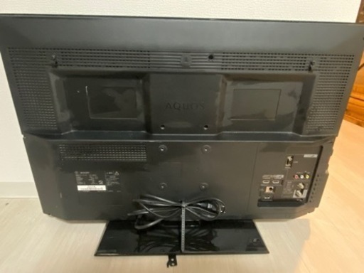 シャープ　32型テレビ　AQUOS