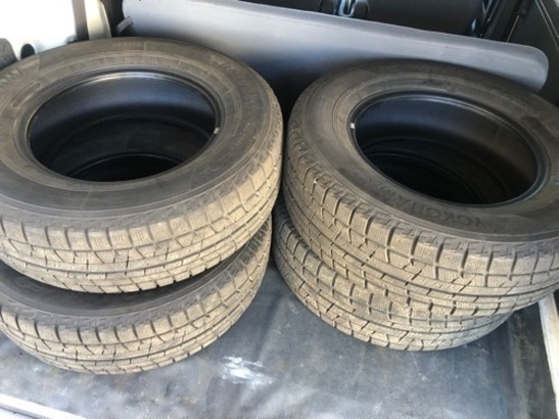 値下げ❗️215/70R15 スタッドレス ハイエース エクストレイル