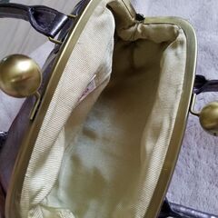 グレーパープルのがま口バッグの画像