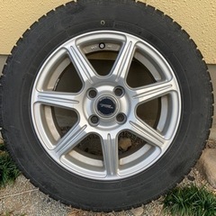 スタッドレスタイヤホイール4本セット14インチの画像