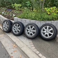 175/65R15スタッドレスタイヤ4本セット！格安で！