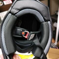 オフヘルメット美品早い者勝ち！sizeLの画像