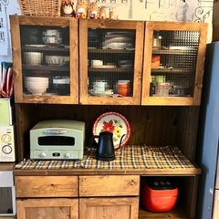 カフェ風食器棚