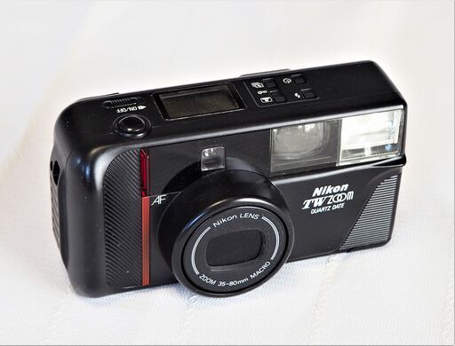 ニコン ズーム 35ｍｍフィルムカメラ