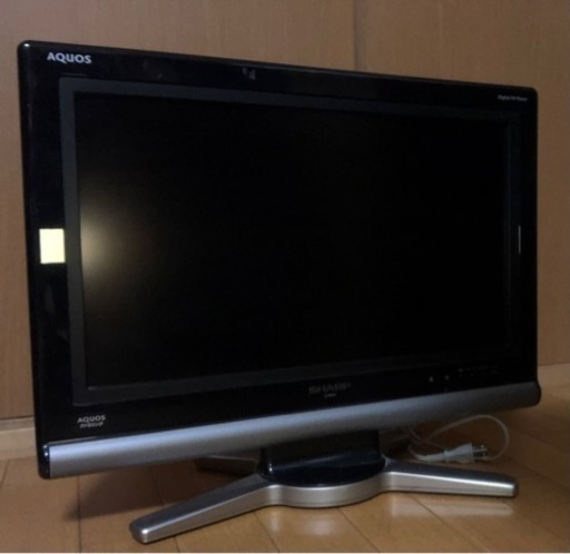 テレビ　20インチ シャープ　AQUOS