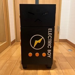 ロボット型　CD・DVDラック（木製）