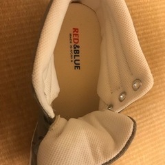 スニーカーの画像