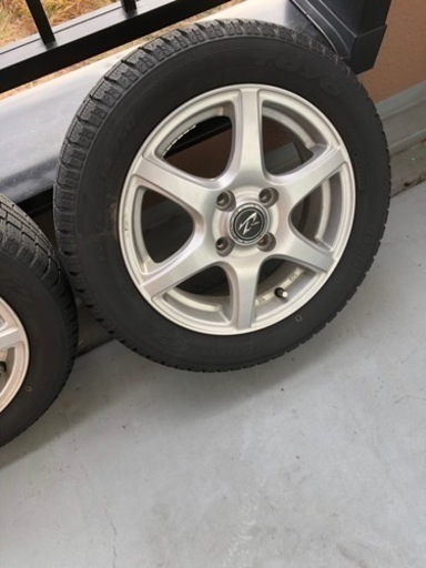 スタッドレス　軽自動車　155 65 R 14バリ山