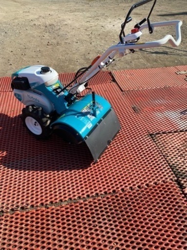 （ヤ）クボタ管理機 TRS30中古耕運機、正逆転ほぼ新品