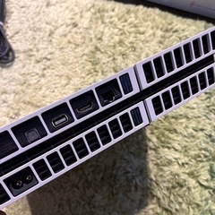 【超美品】PlayStation4 500G +モンスターハンターワールドの画像