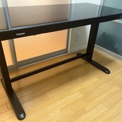昇降式デスク　パソコンデスクの画像