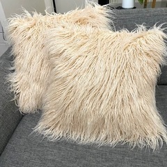 Francfranc ピンクファークッションカバー×2の画像
