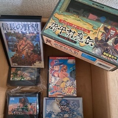 ファミコンのカセット? + ボードゲーム