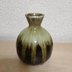 (27日まで)花瓶 1つ100円の画像