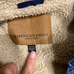 【AMERICAN EAGLE】メンズ　Mの画像
