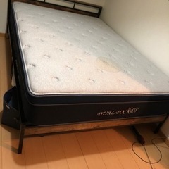 セミダブルベッド
