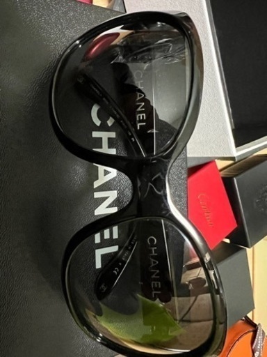 シャネル　サングラス　ケース付き