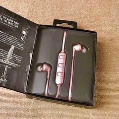 【新品】urbanista Bluetoothイヤホン "Madrid"【限定バージョン】の画像