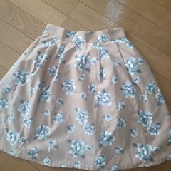 花柄スカート