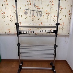 部屋干し用ハンガーラック　折りたたみ式の画像