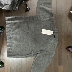 NOISEMAKERセーターの画像