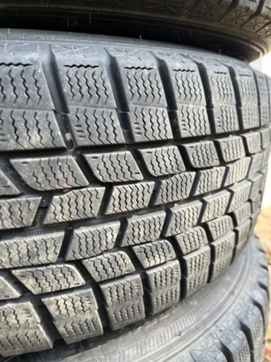 スタッドレスタイヤ&ホイール　215／60 R17