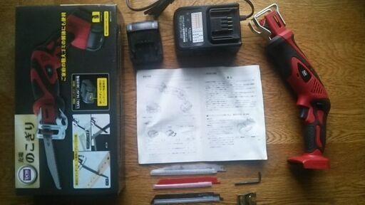 DCM BRAND カーマ　充電のこぎり　T-SK003　未使用付属品あり　電動工具