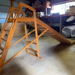 【決まりました】【無料】滑り台　木製　組み立て式　折りたたんで収納可能の画像