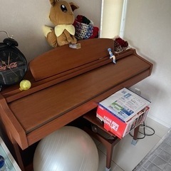 YAMAHA エレクトーン？電子ピアノ？