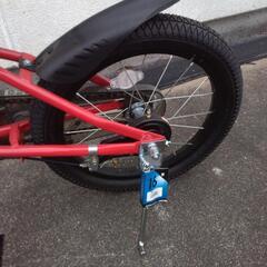 １６インチ　子供車　　新車　店内展示していました。　車色　レッドの画像