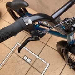 BMX KINK16インチ(子供用)ガレージ保管の画像