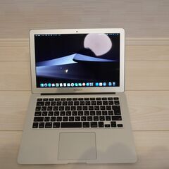 ノートパソコン　Apple MacBook Air (13-inch, Mid 2012)