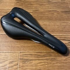 BONTRAGER RACE paradigm gelサドル&サドルカバーセットの画像