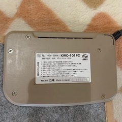 ホットカーペット数回使用で綺麗です。の画像