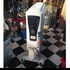 デロンギ　オイルヒーター　DeLonghi RHJ65L0915