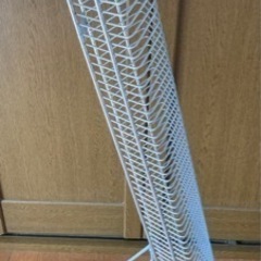 無料にしました！　CDラック　５０枚以上収納の画像