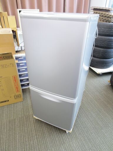 ■Panasonic　2ドア冷蔵庫　138Ｌ　シルバー　NR-B143W-S