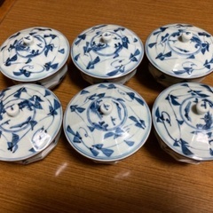 17 蓋付き湯呑み 6客 1,500円の画像