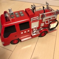 おもちゃ　サイレン音がなる消防車