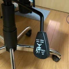 オフィスチェア 非対面可能です キャスター 肘置き メッシュの画像