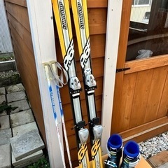 【決まりました】スキー　ブーツ　ストック　セット