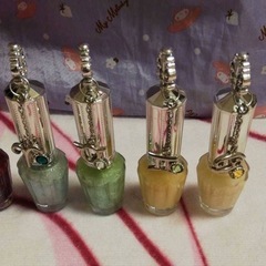 ジルスチュアート　ホロスコープネイルの画像